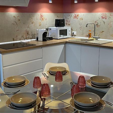 Suite Apartment 1 - Jacuzzi bath - Free parking Seriate Buitenkant foto