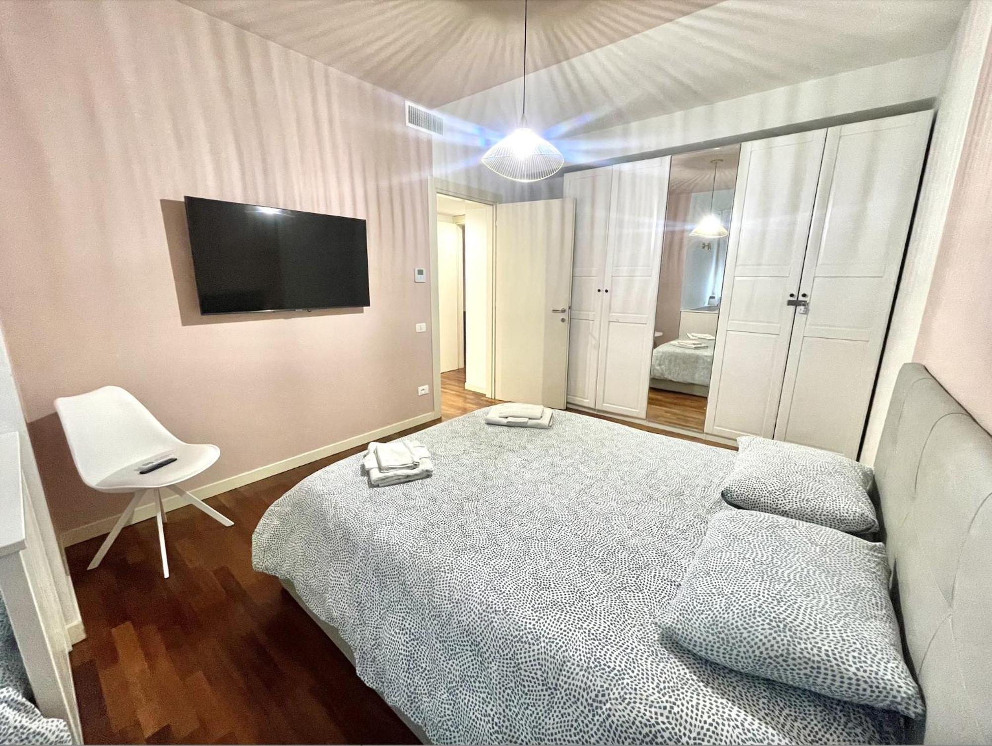 Suite Apartment 1 - Jacuzzi bath - Free parking Seriate Buitenkant foto