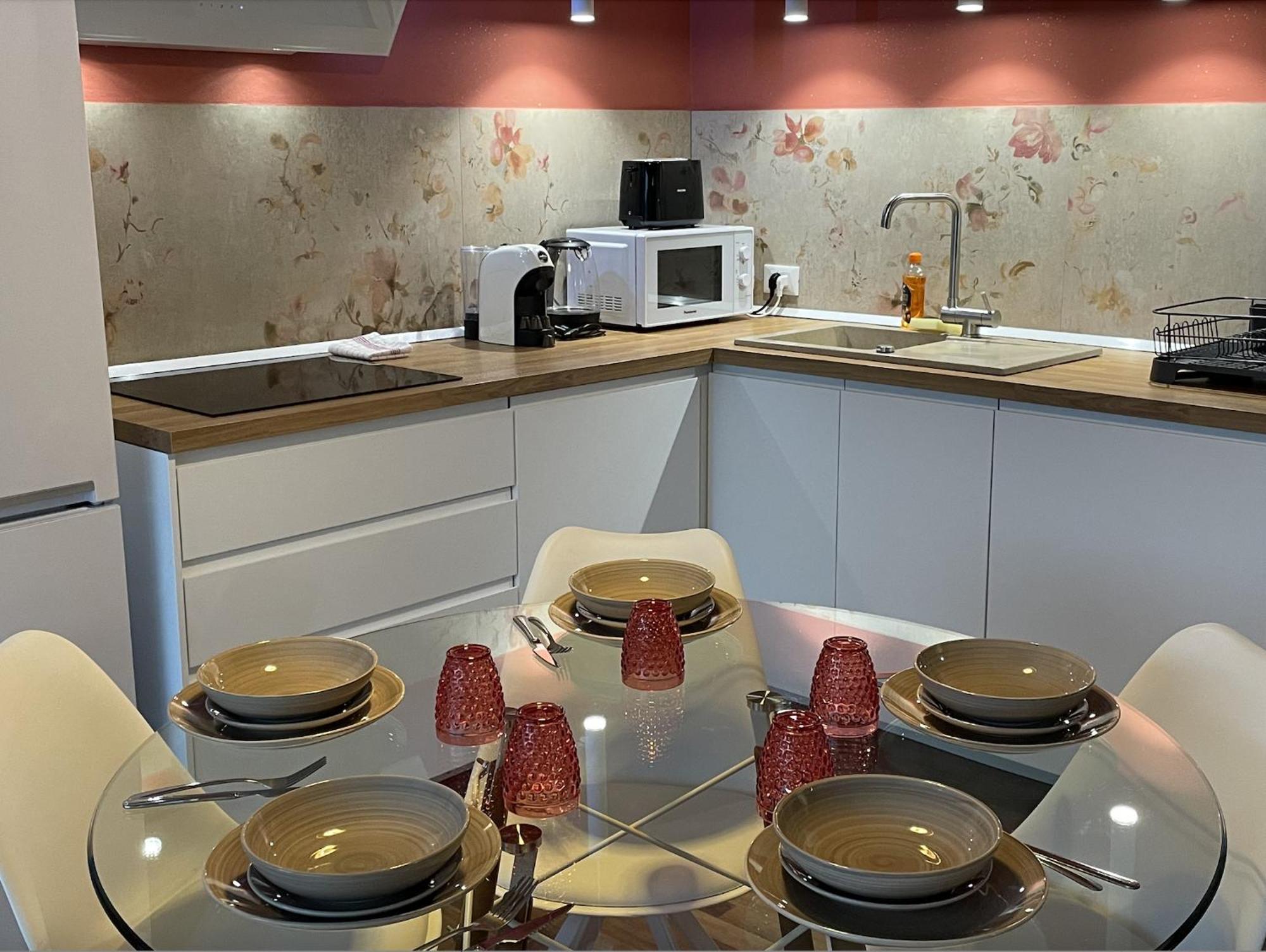 Suite Apartment 1 - Jacuzzi bath - Free parking Seriate Buitenkant foto