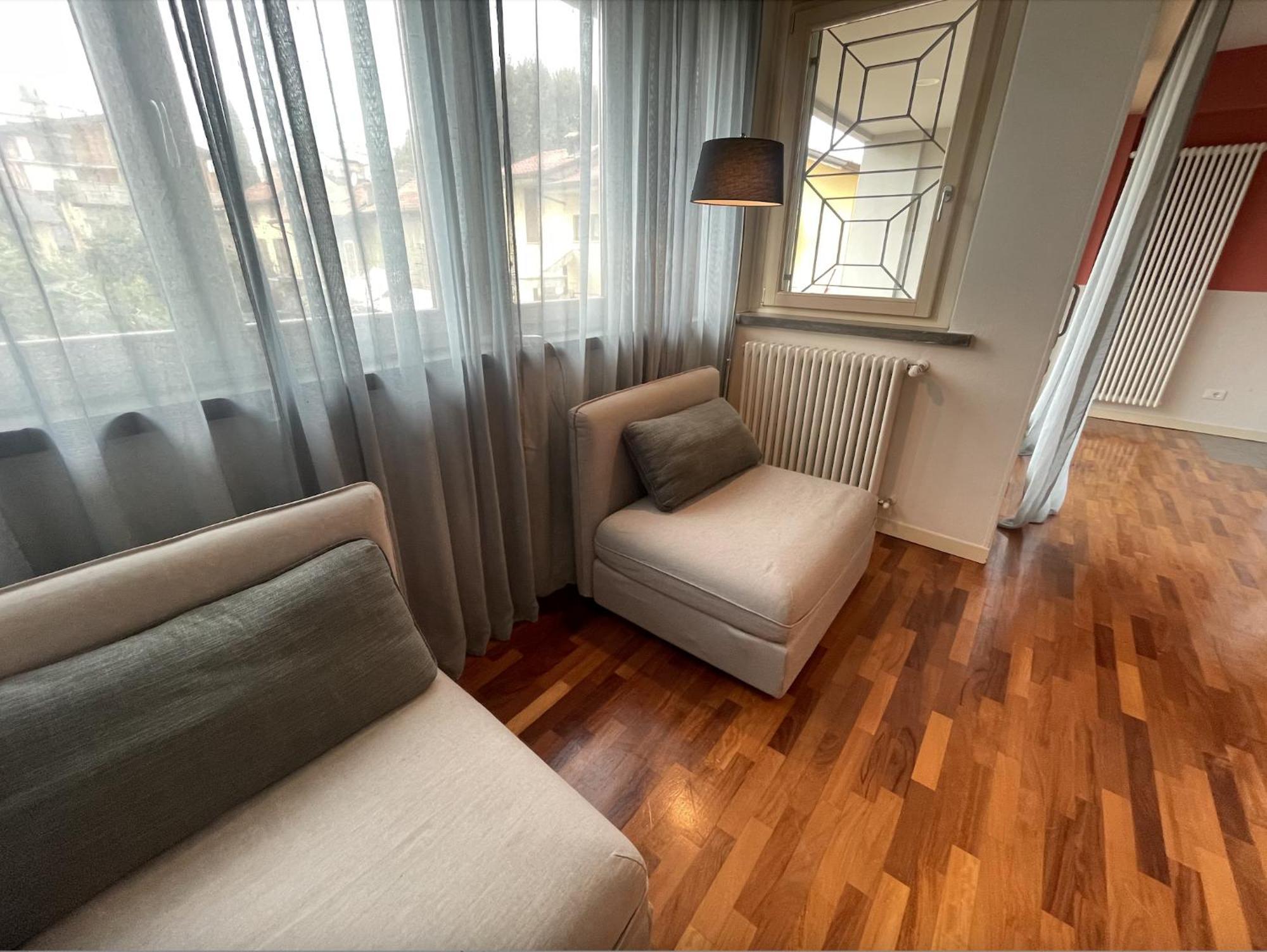 Suite Apartment 1 - Jacuzzi bath - Free parking Seriate Buitenkant foto
