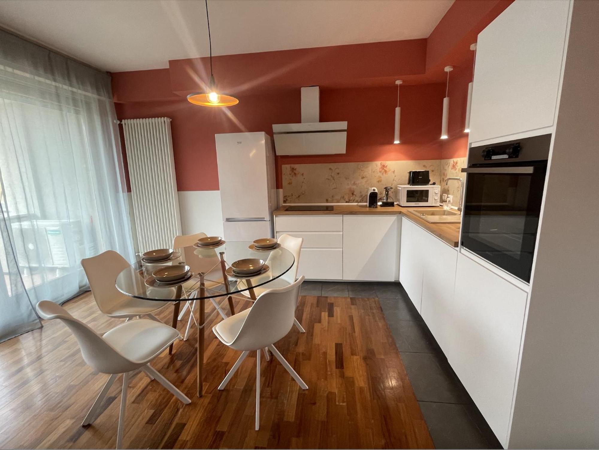 Suite Apartment 1 - Jacuzzi bath - Free parking Seriate Buitenkant foto